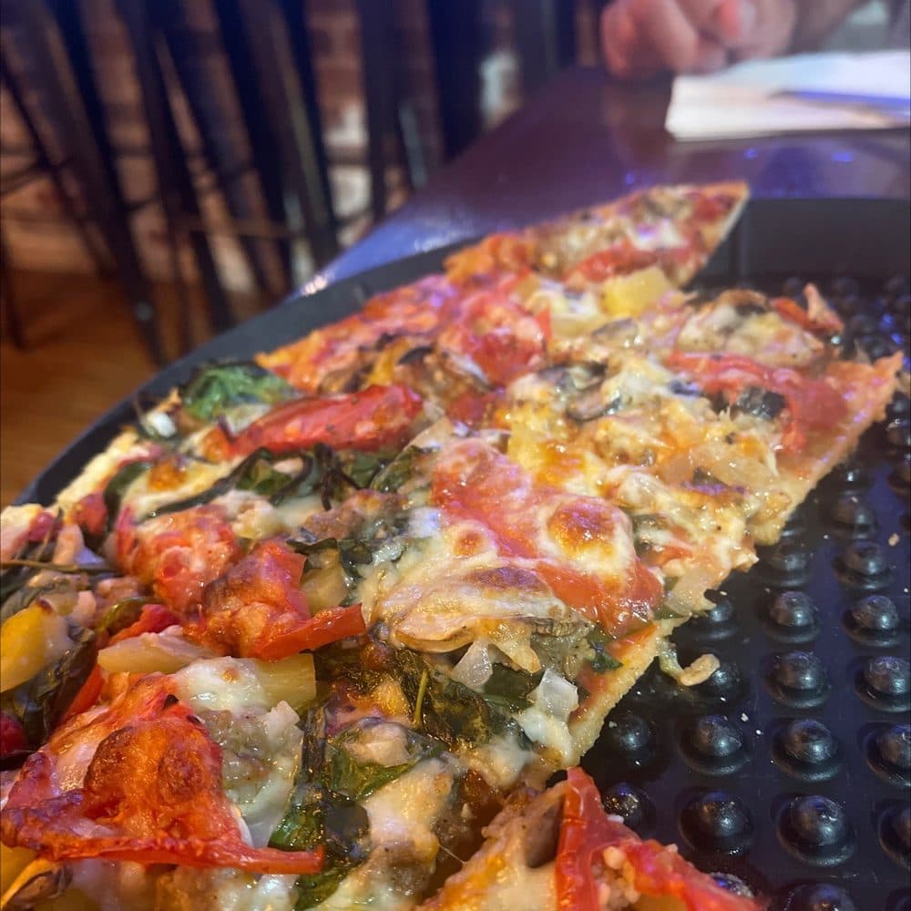 Ian & Kyeâs Pizza