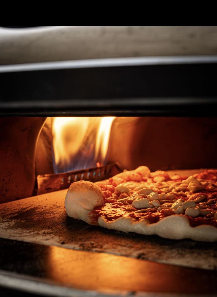 Piacere Wood Fired Pizza Catering Services