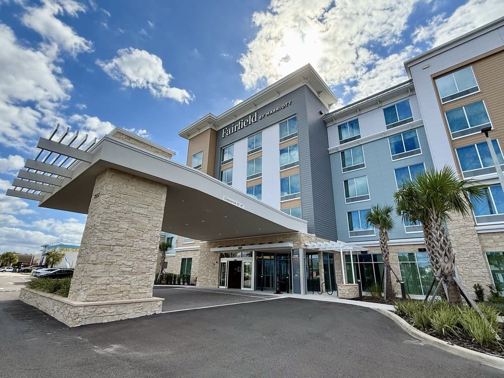 Fairfield Inn & Suites