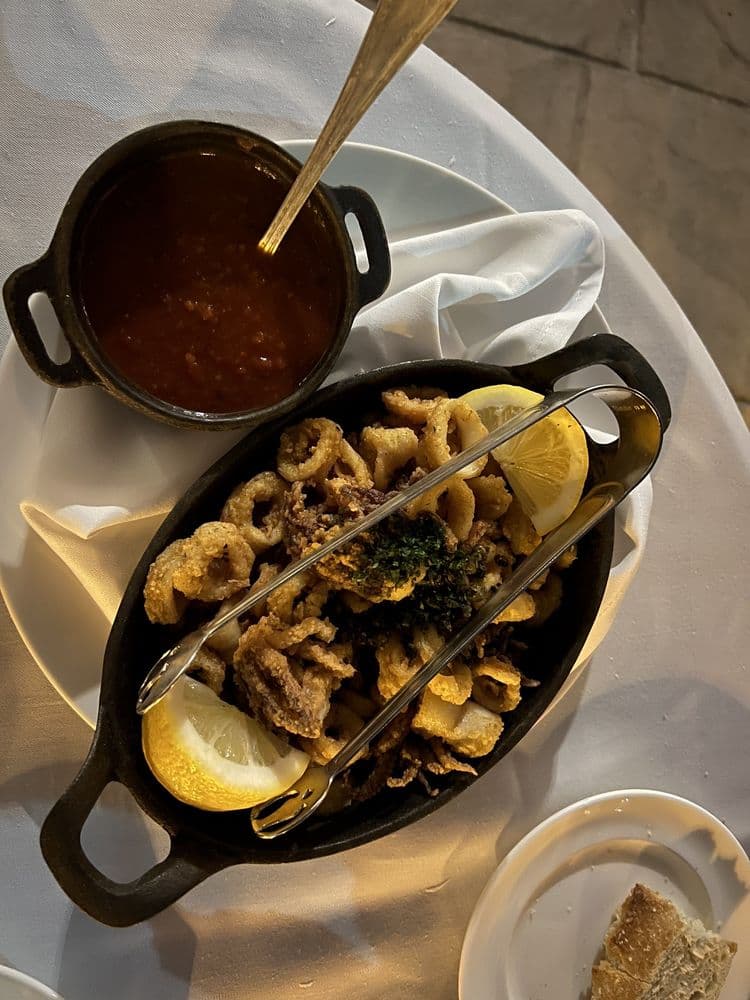 Mama Della's Ristorante