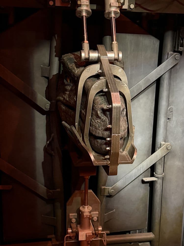 Jurassic World Velocicoaster