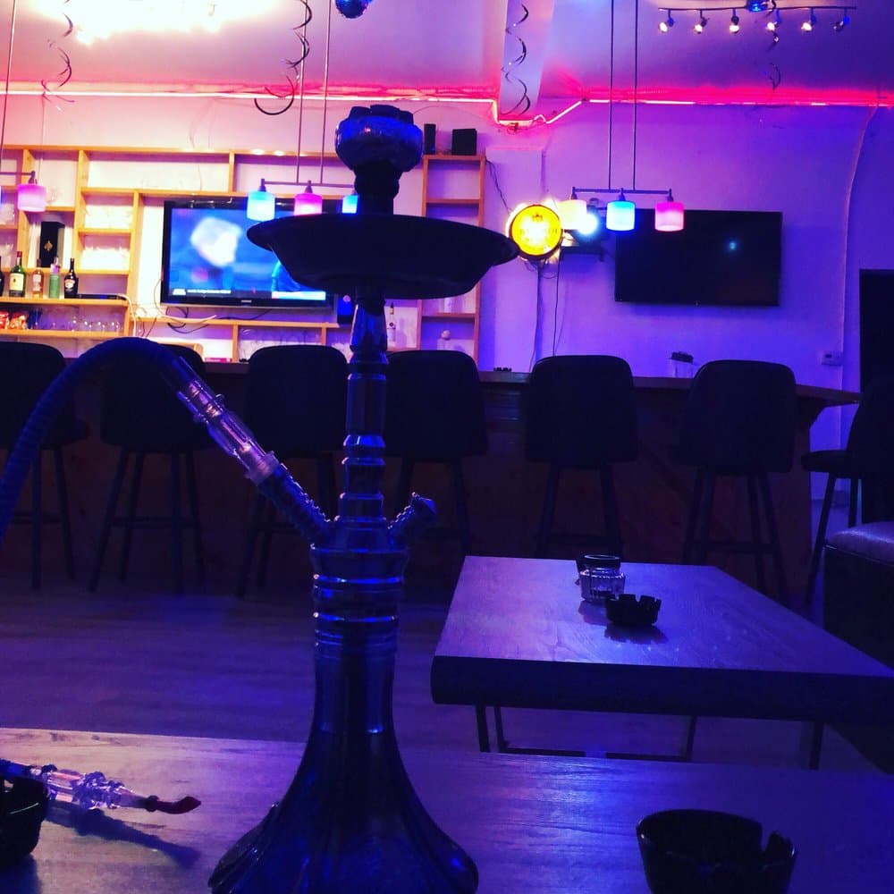 Wahoo Bar & Lounge