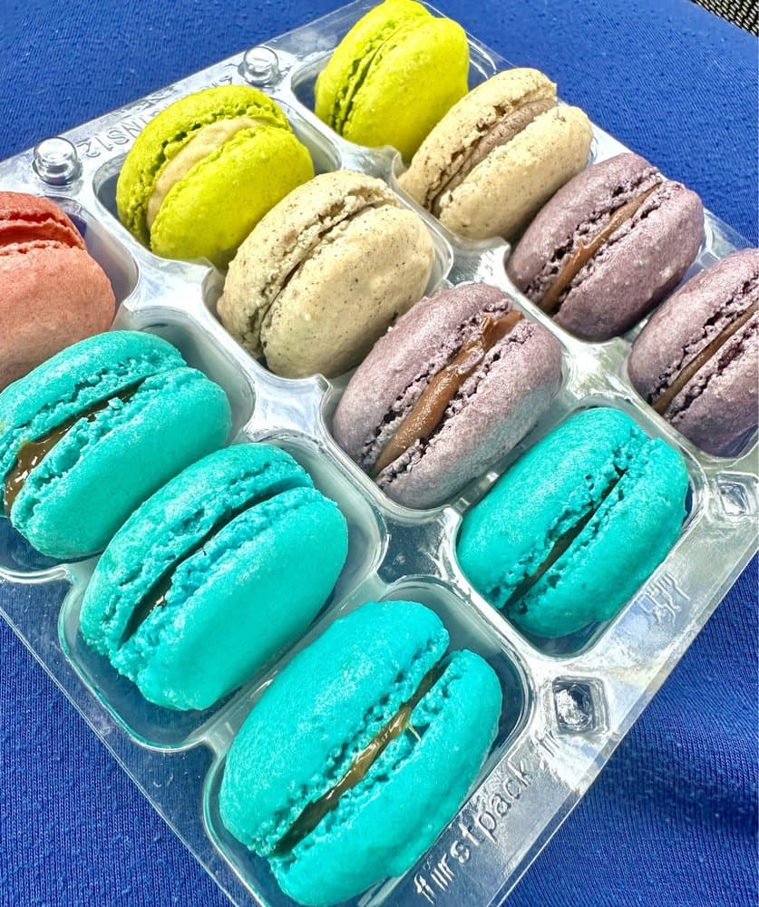 Janette & Co Macaron and French Pastries