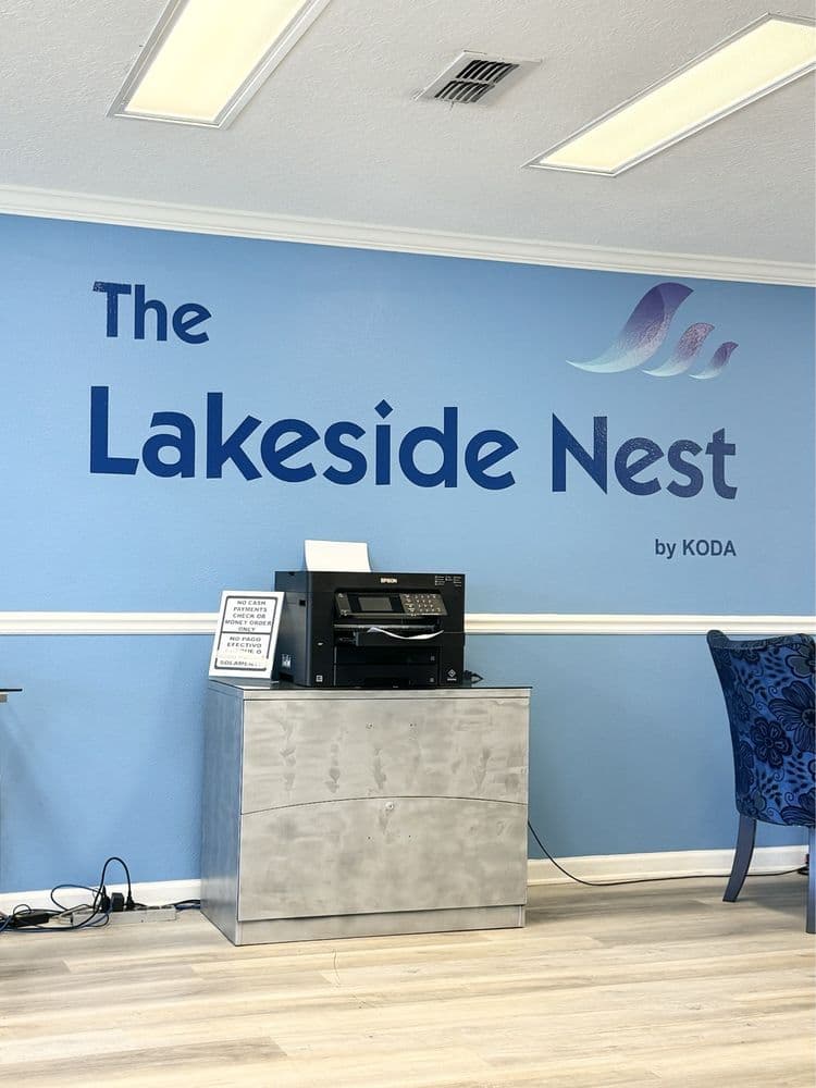 The Lakeside Nest