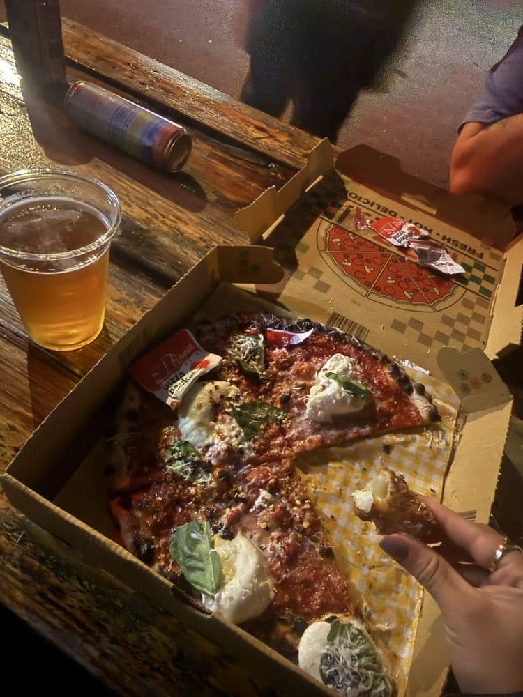 PizzElla