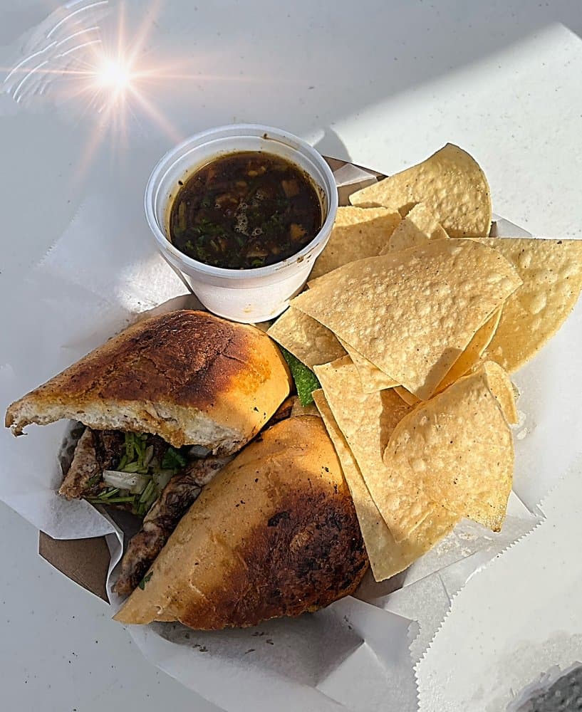 Los Tacos Mariachis