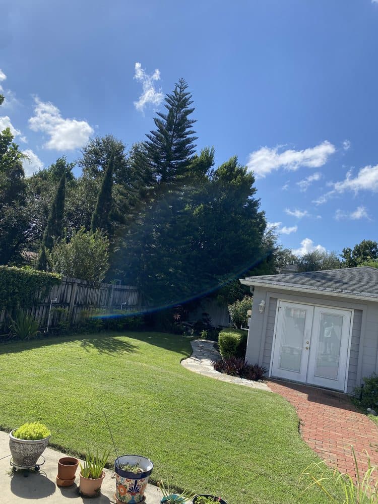 Val's Lawncare Services