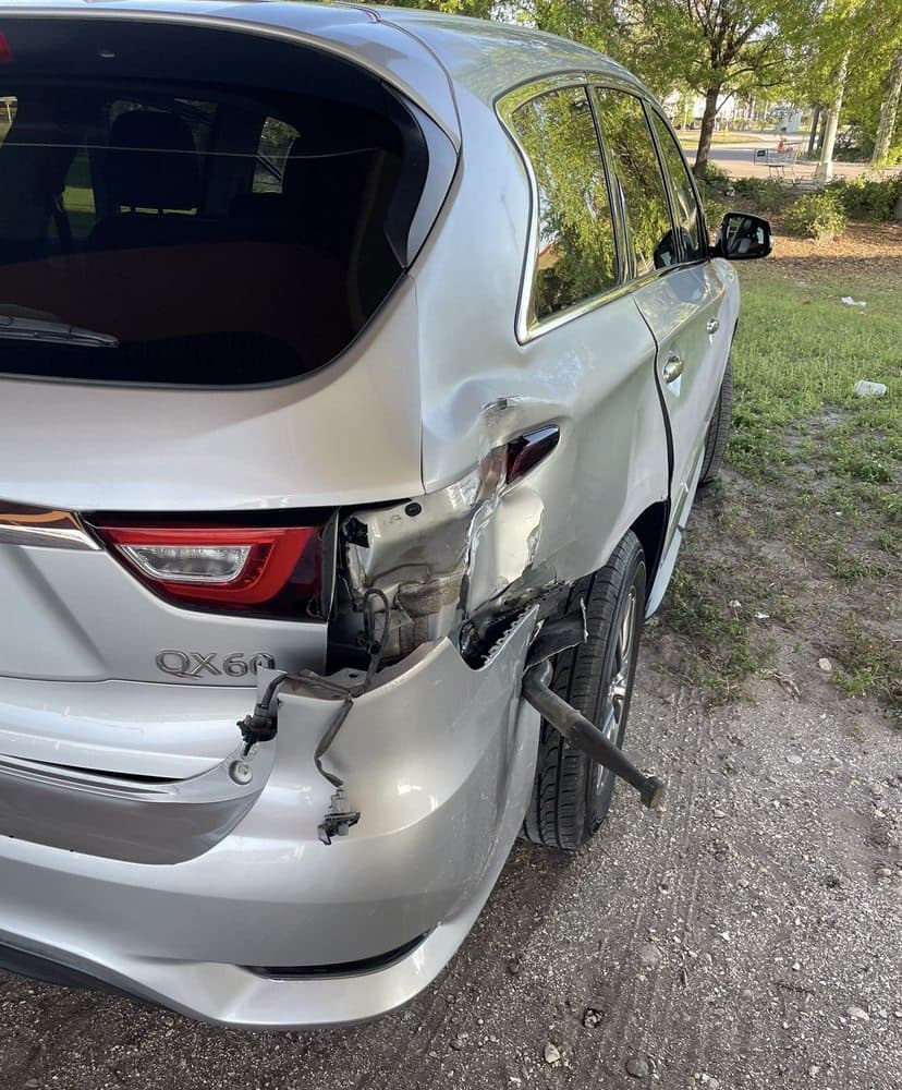 Shalom Auto Body