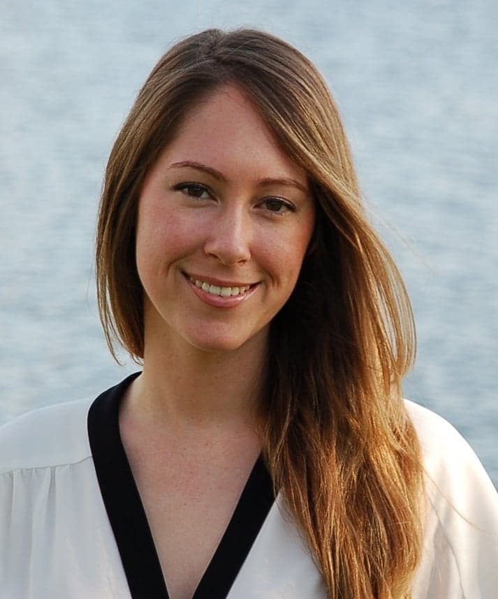 Ashlee Harry - Coldwell Banker Realty