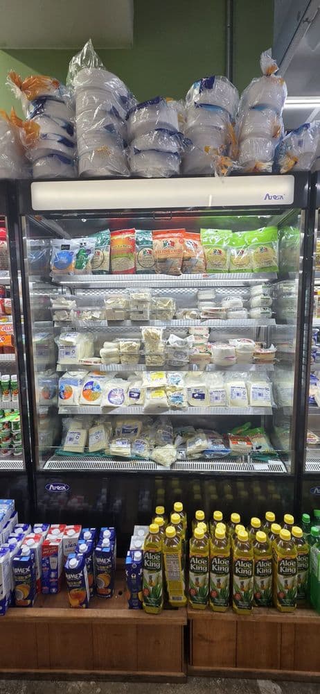 La Placita Market & Bakery