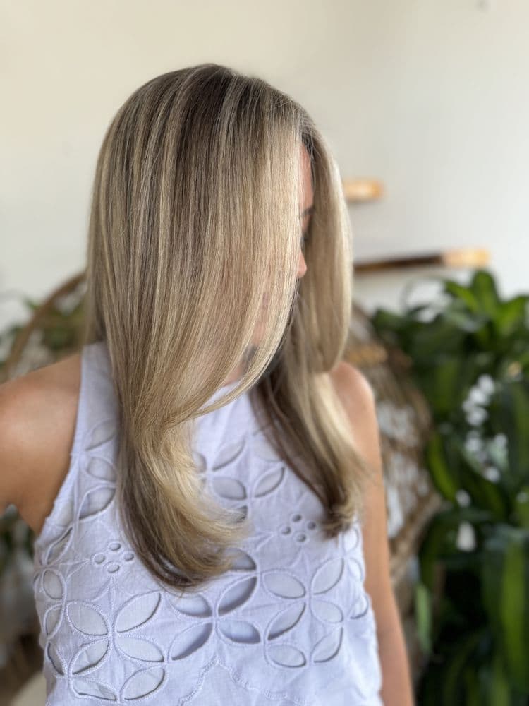 Ray of Blonde Salon - Jacksonville Beach