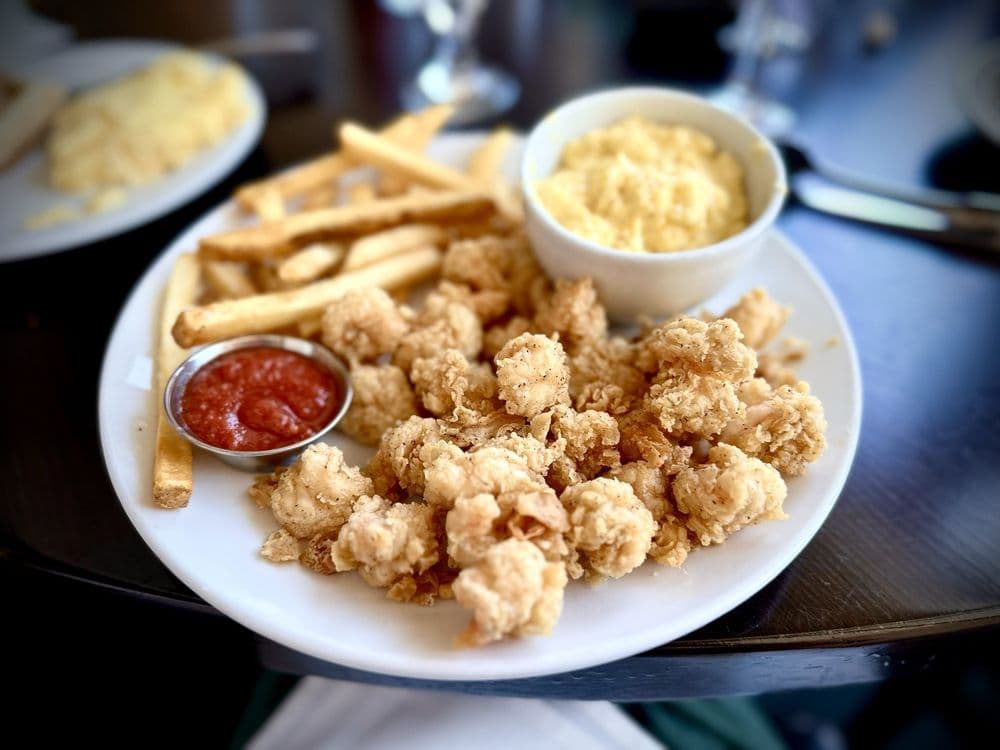 The Blue Fish Restaurant And Oyster Bar