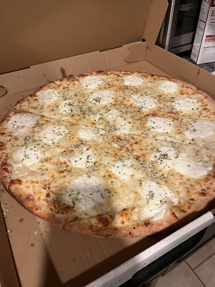 Moe’s Pizza