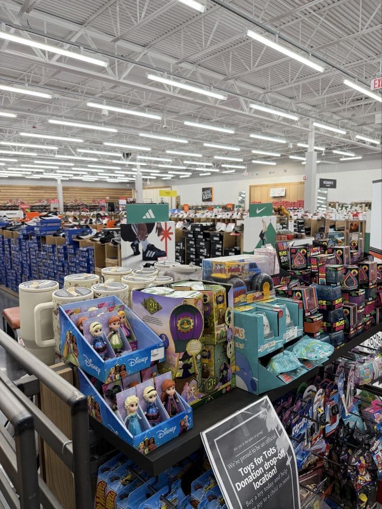 DSW Designer Shoe Warehouse