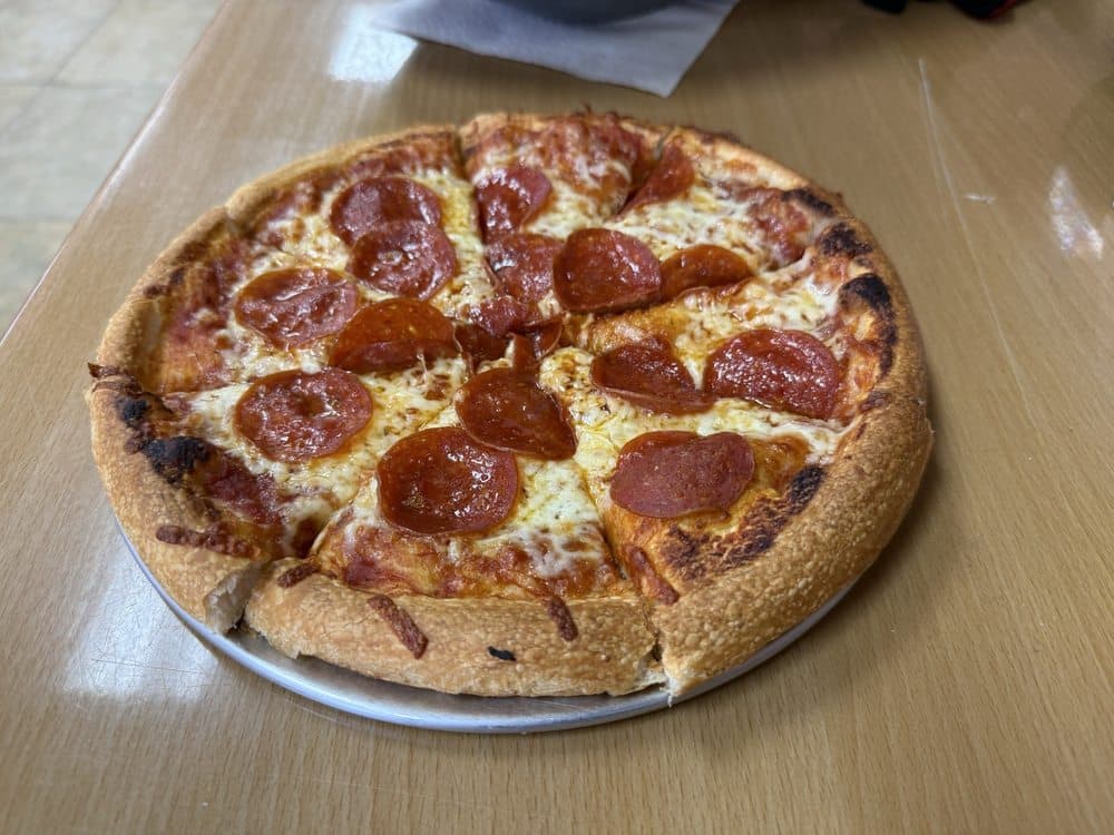 Singas Famous Pizza