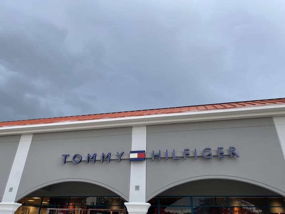 Tommy Hilfiger