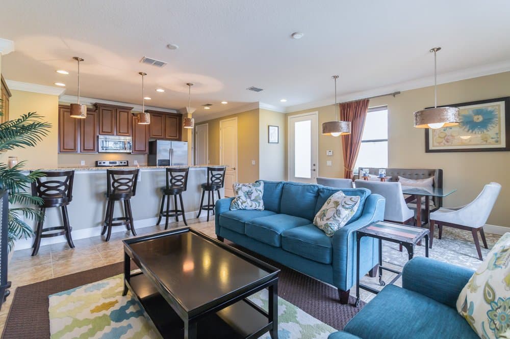 Lakeside Realty
