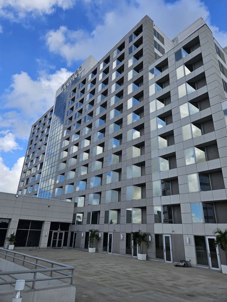 Pullman Miami Airport Hotel