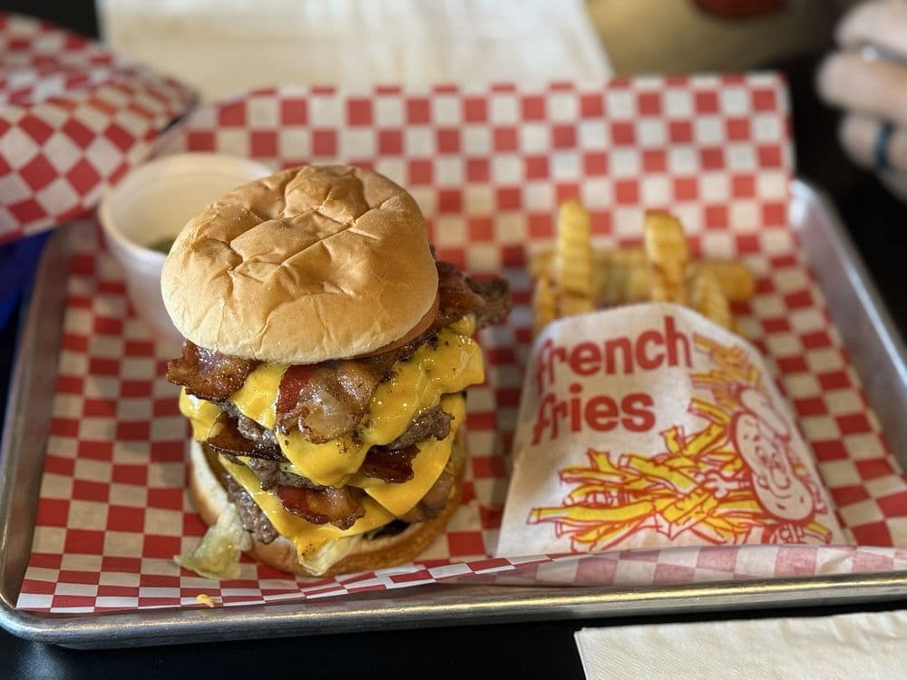 Nelson’s Burger Bar