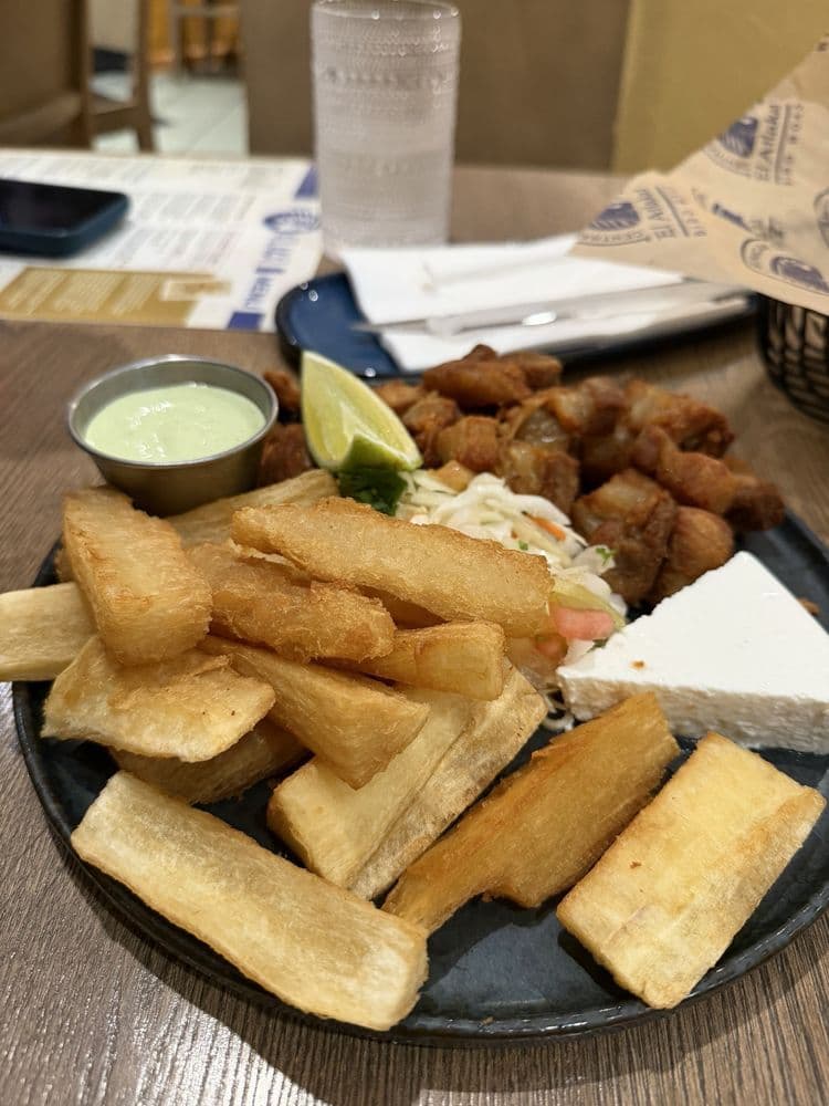 El Atlakat
