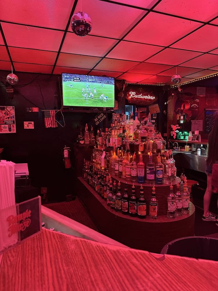 St Nick's Lounge