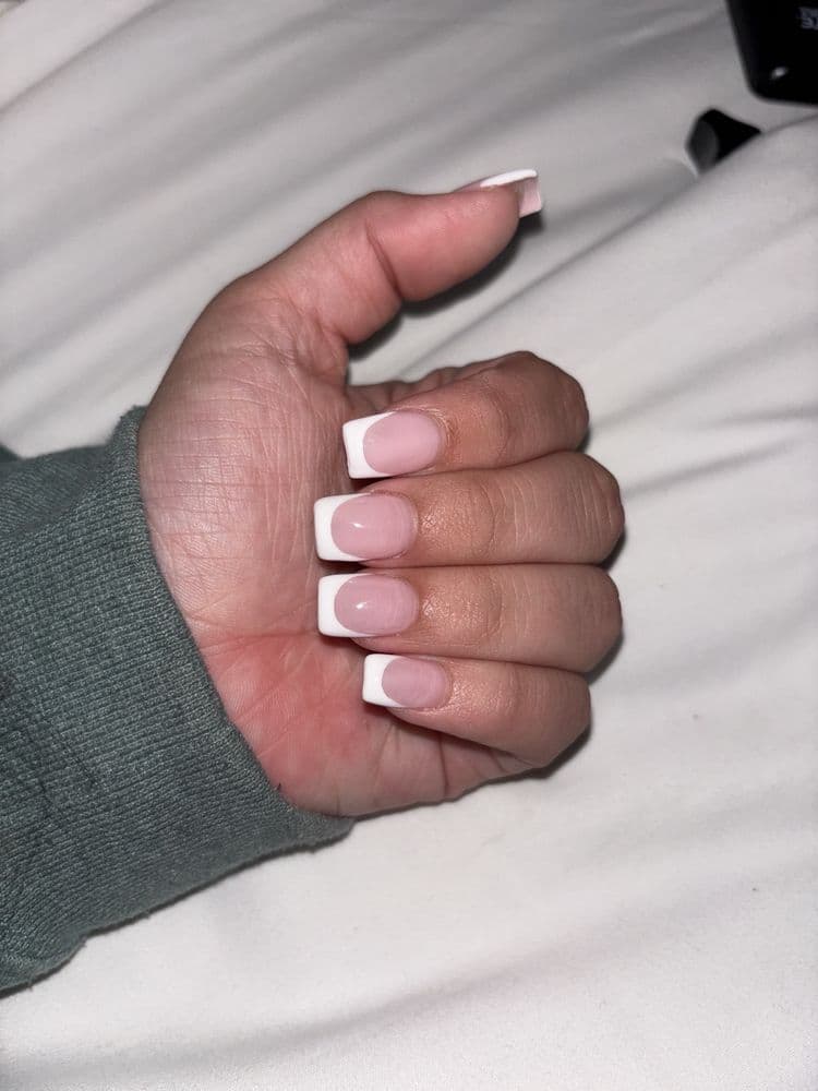 Luxor Nails