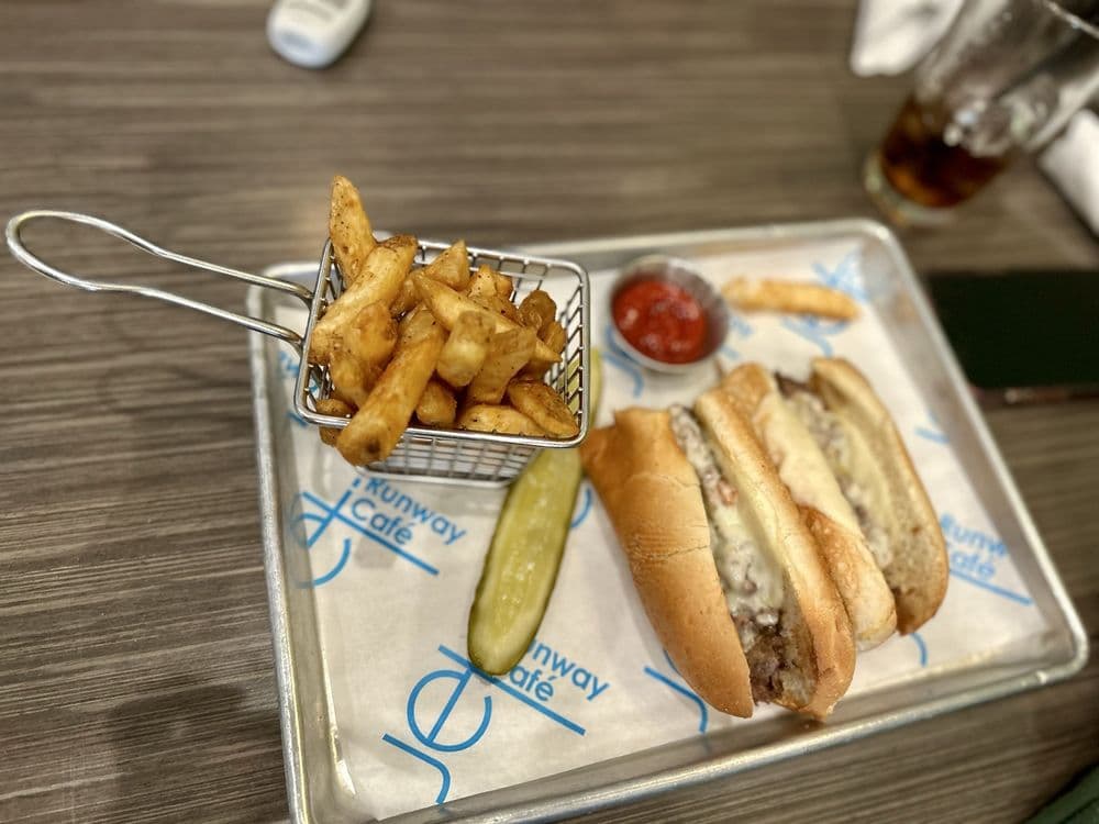 Jet Runway Cafe