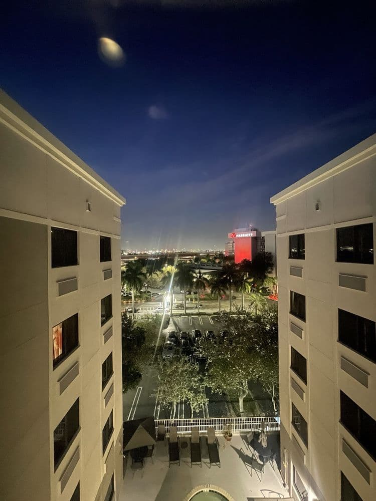 Fairfield by Marriott Inn & Suites Miami Airport South