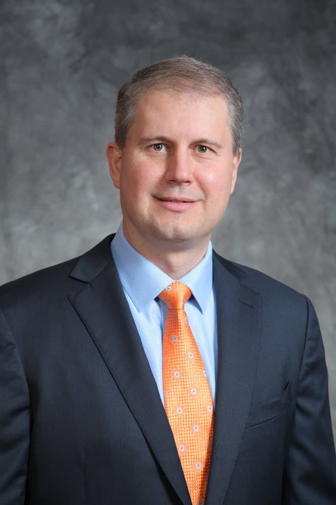 Steven Lyons MD