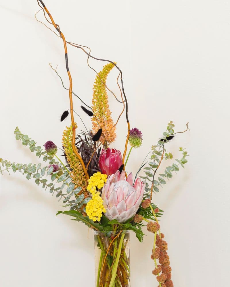 The Golden Bee Fleurs
