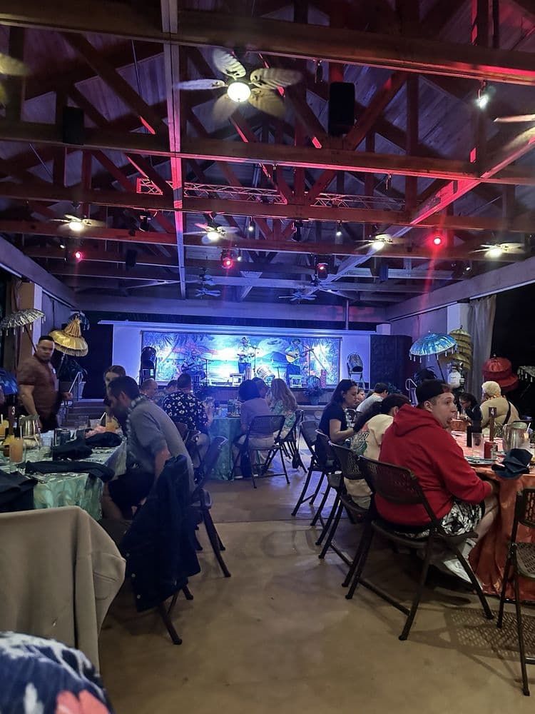 Wantilan Luau