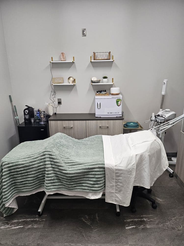 Herbali Facial Spa
