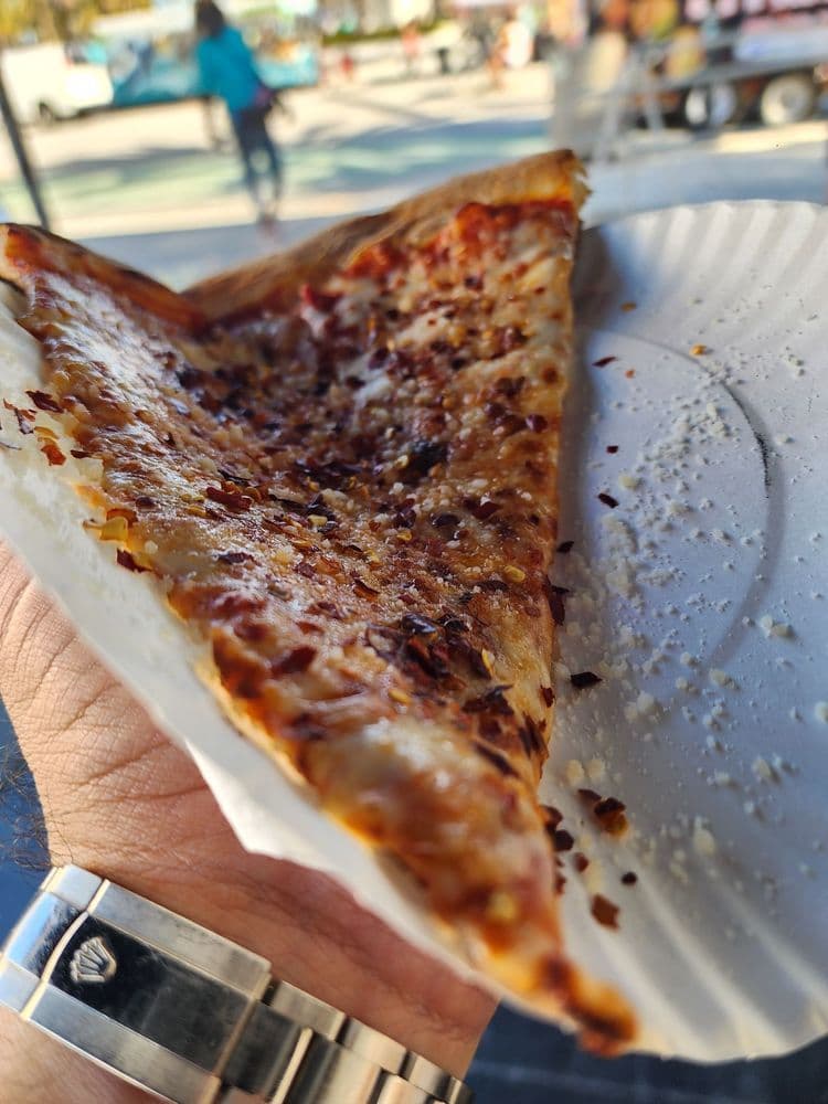 Mr Shuttle's Pizza By The Sea