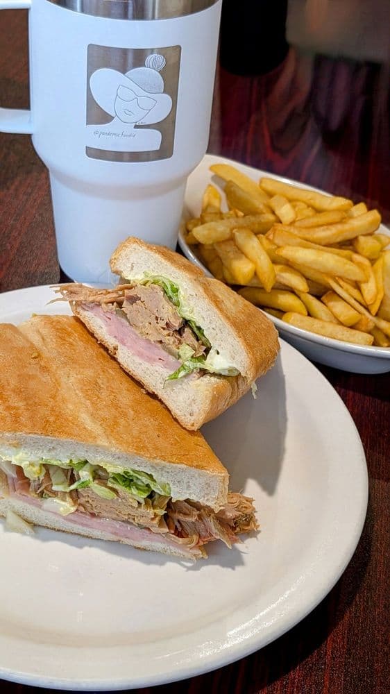 Pepo's Cafe