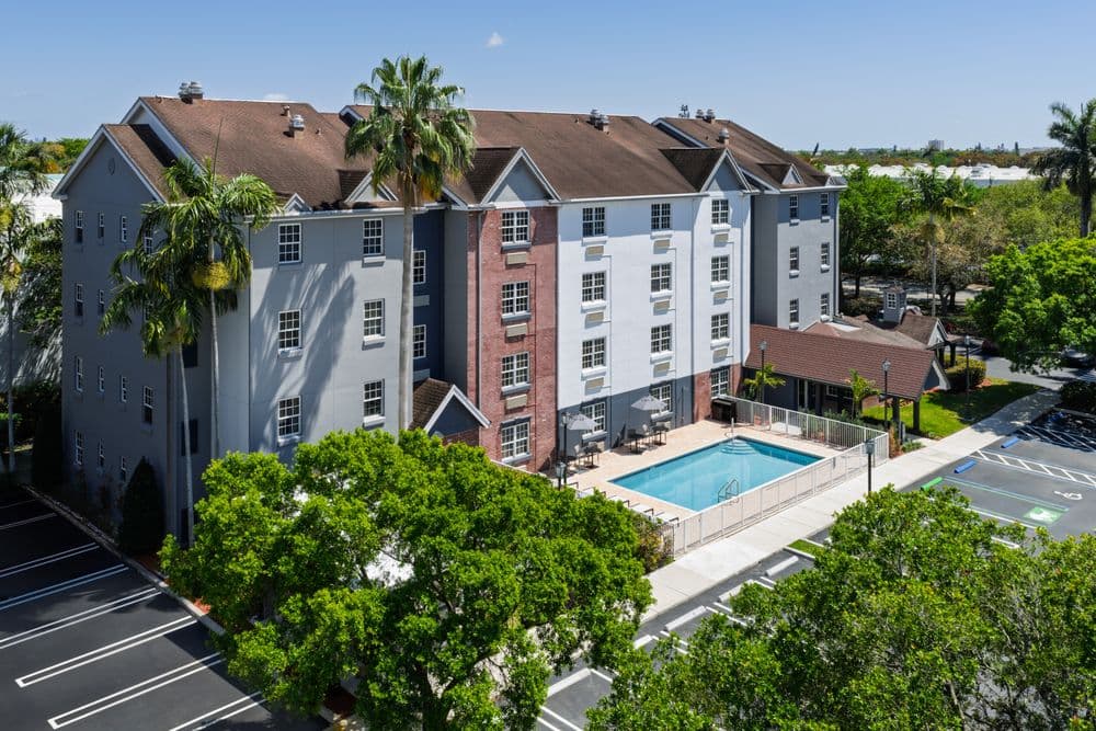 Candlewood Suites