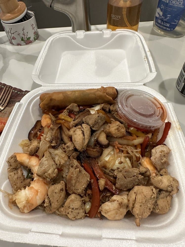 Makin Noys Fusion Filipino Inspired