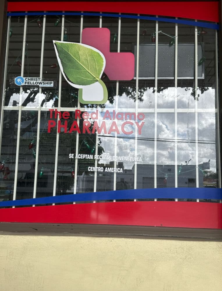Farmacia Latina The Red Alamo Pharmacy