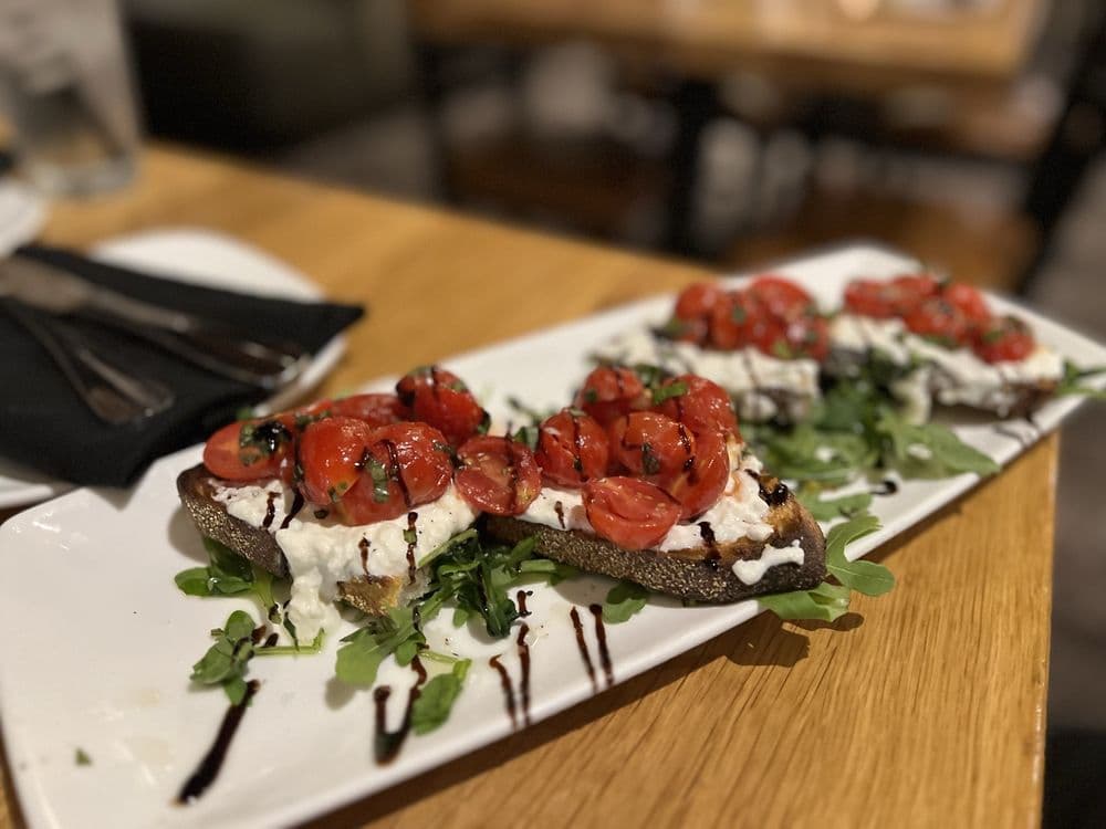 Cooper’s Hawk Winery & Restaurant