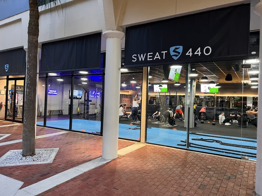 SWEAT440