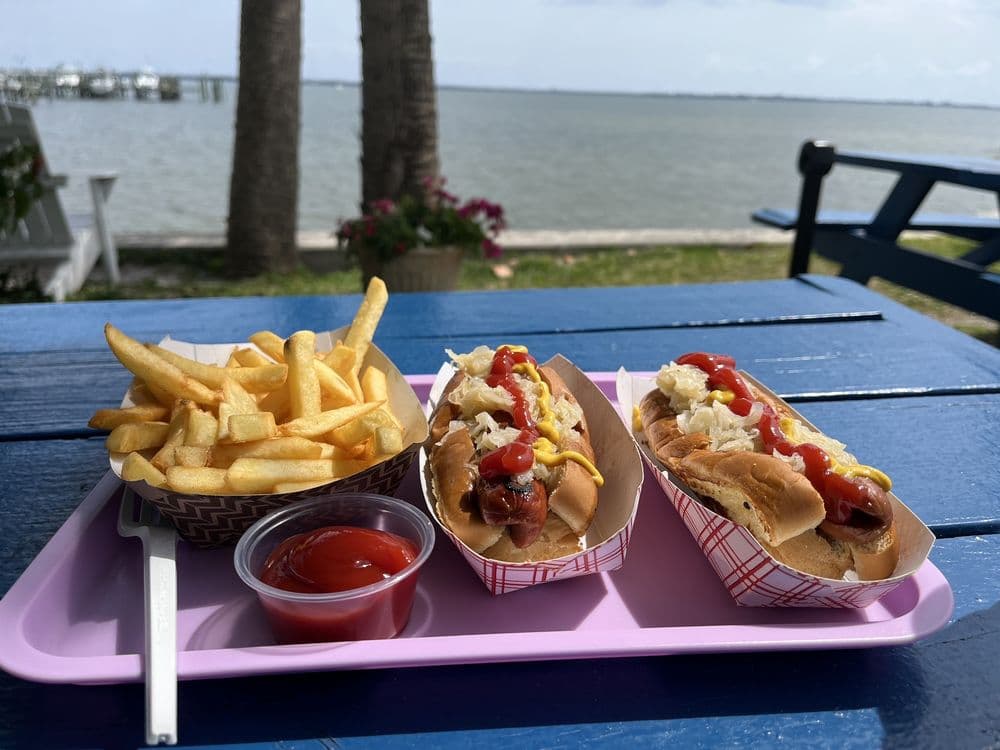 Fredgie's World Famous Hot Dogs