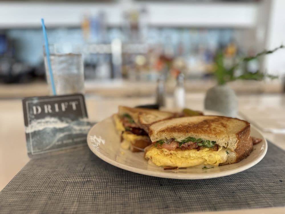 Drift Kitchen & Bar - Hutchinson Shores Resort