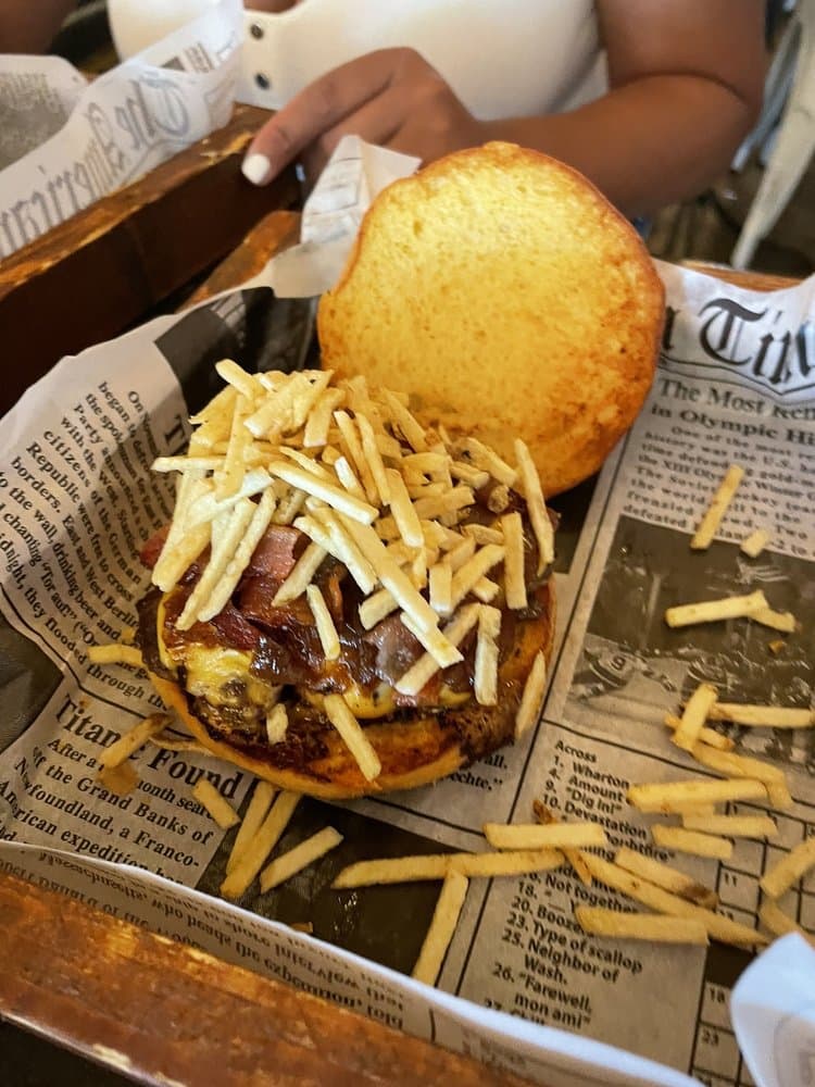 Juanchi's Burgers