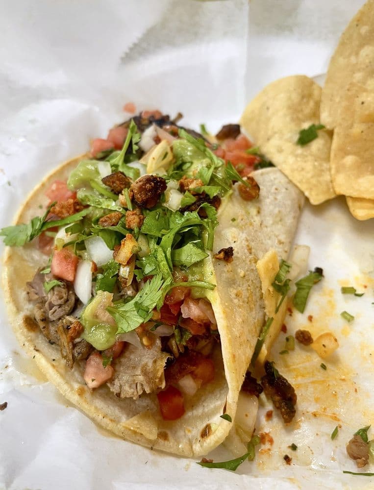 Ernesto's Taco Shop